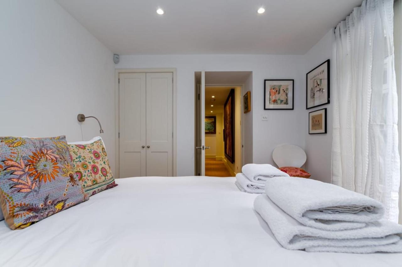 3br Primrose Hill Park With Garden * Londra